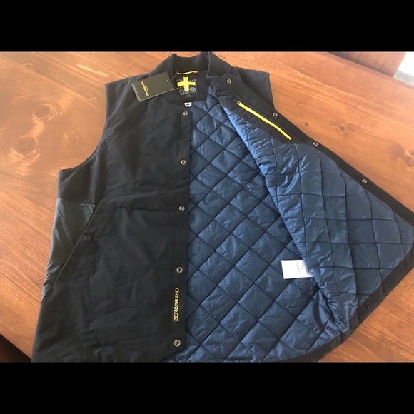Cole Hann Zerogrand Vest MOUNTAIN HARDWEAR - Picture 3 of 4